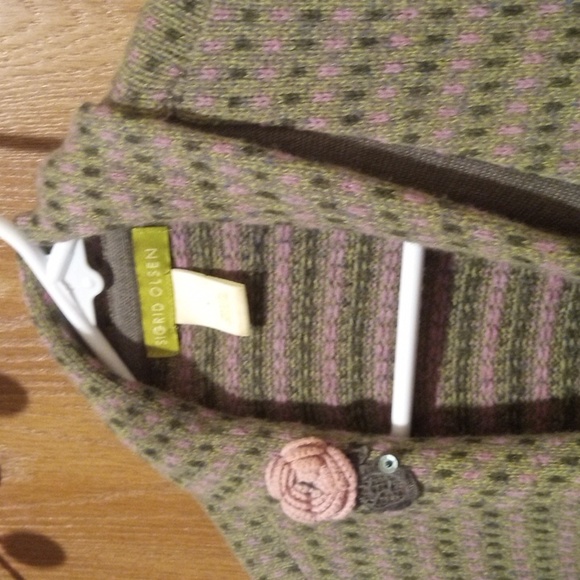 Sigrid Olsen L Lightweight Sweater Snap/Buttons Roses Lace Embellished - Picture 3 of 16